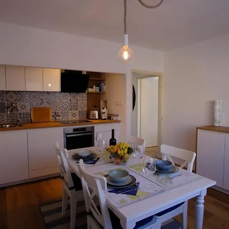 Captain's **** Apartment *